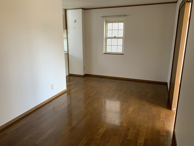 居室・リビング　反転間取参照