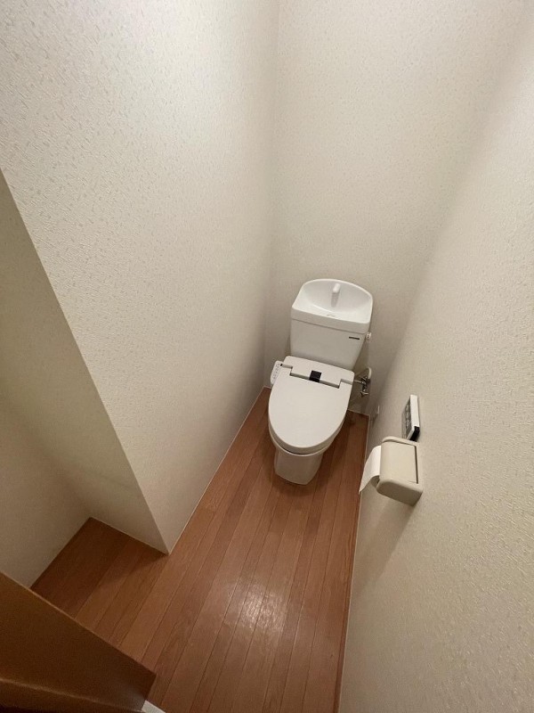 トイレ　トイレ