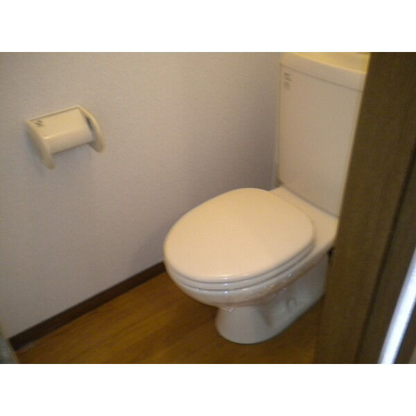 アンプルール リーブル SenIのトイレ写真