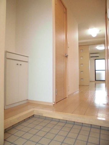 玄関　ゆったりとした玄関です