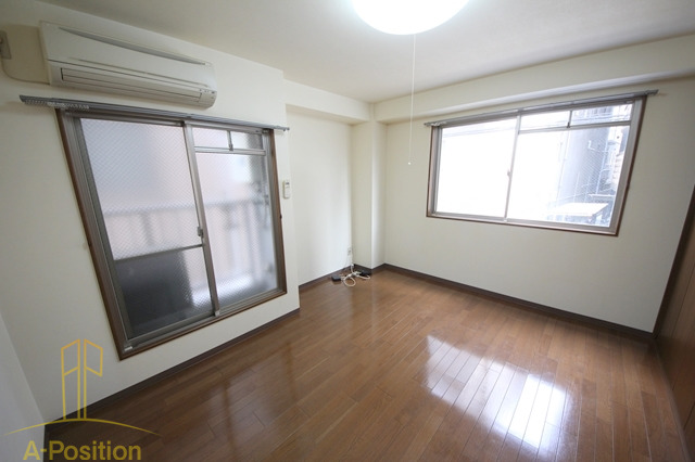 居室・リビング　カーサゼブラ土佐堀