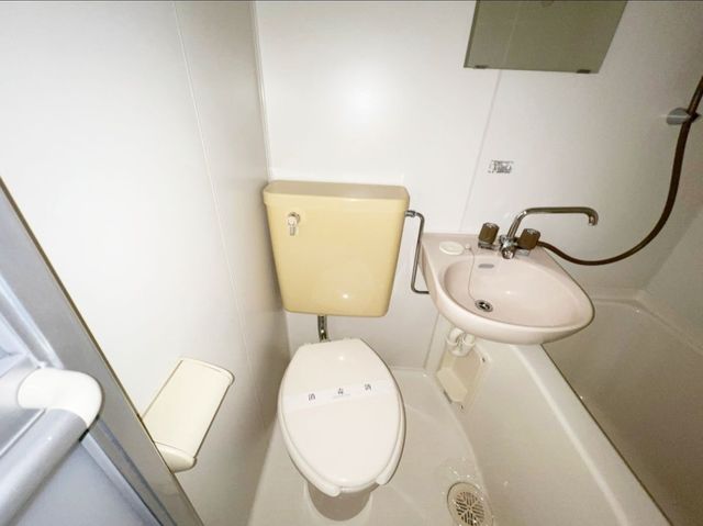 トイレ　トイレ