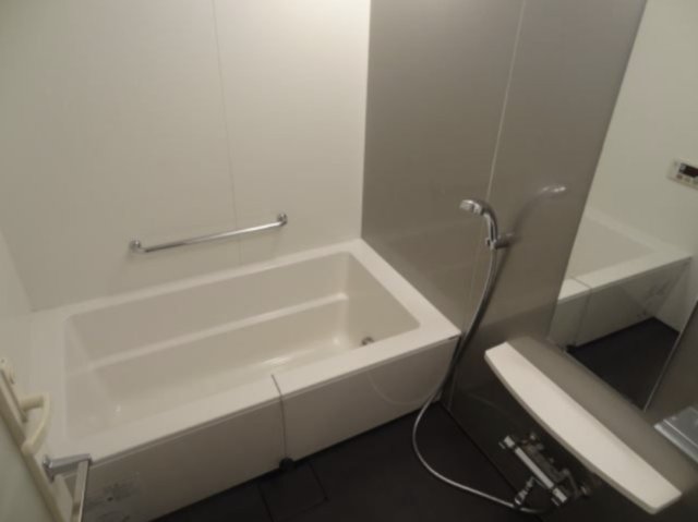 バス・シャワールーム　別部屋参考写真