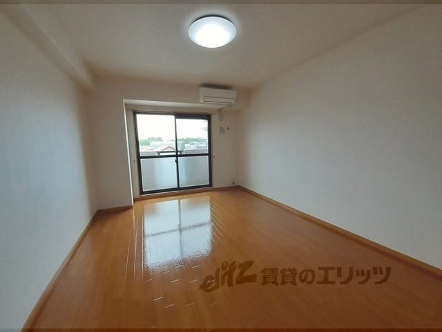 居室・リビング　洋室