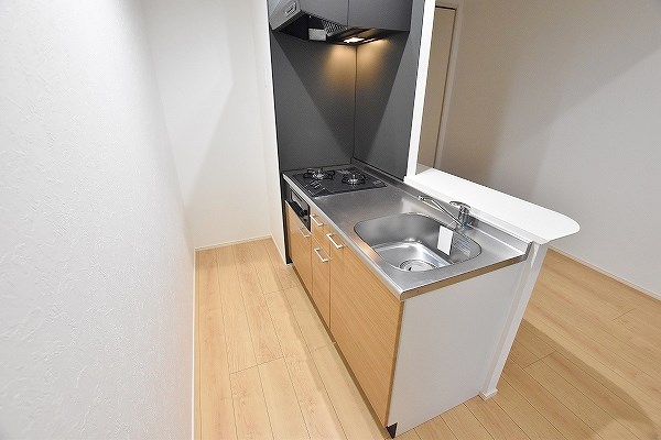 キッチン　★料理はかどり掃除もしやすい２口ガスシステムキッチン(グリル