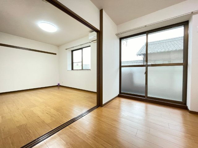 居室・リビング　リビング