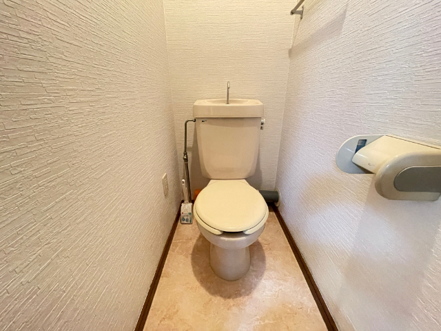 トイレ　トイレ