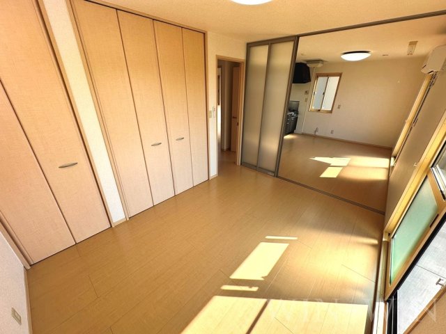 居室・リビング　イメージ（同建物内別部屋の写真です）