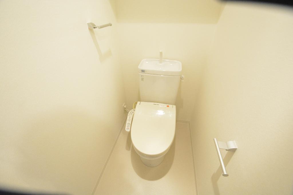 トイレ　シャワー付トイレ