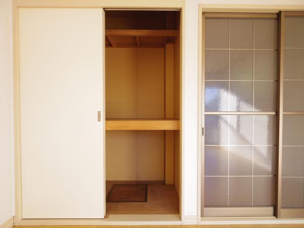 収納　押入収納は自分流に自由自在の収納が出来ます※同間取り別室