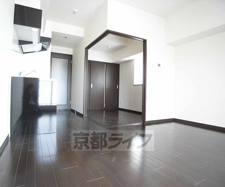 居室・リビング　綺麗な室内です。