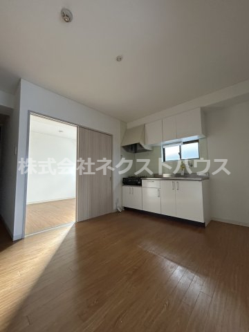 居室・リビング　別部屋参考写真です