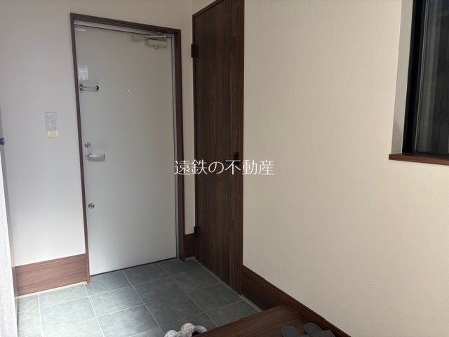 玄関　※建築中につきイメージになります