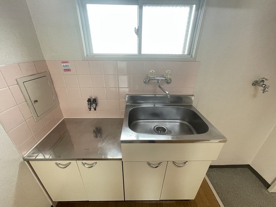 キッチン　※他号室の写真です。