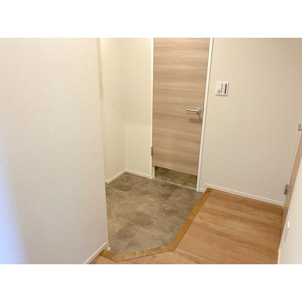 玄関　別室の参考写真です。※現況優先