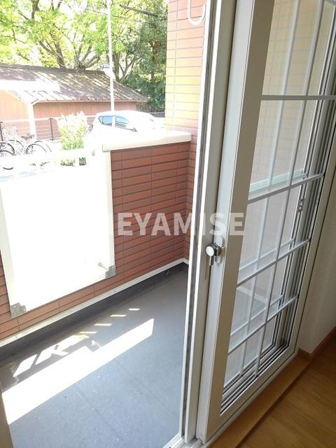 バルコニー　※別号室の写真となります※