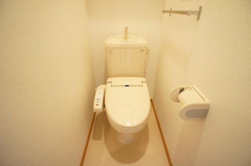 トイレ　図面と現状に相違がある場合には現状を優先