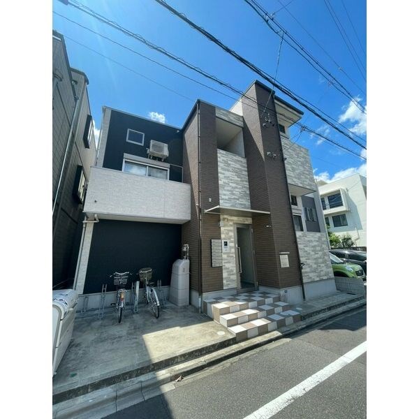 建物外観　外観　デザイナーズ　光インターネット無料