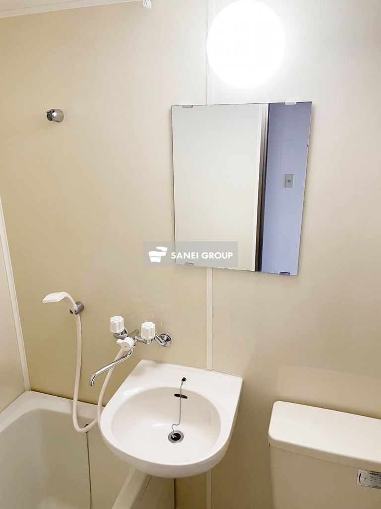 洗面設備　同仕様