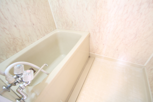 バス・シャワールーム　※別室の参考写真です