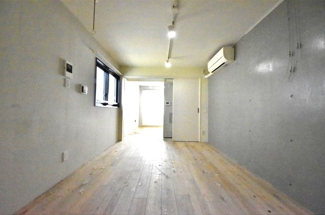 居室・リビング　リビング