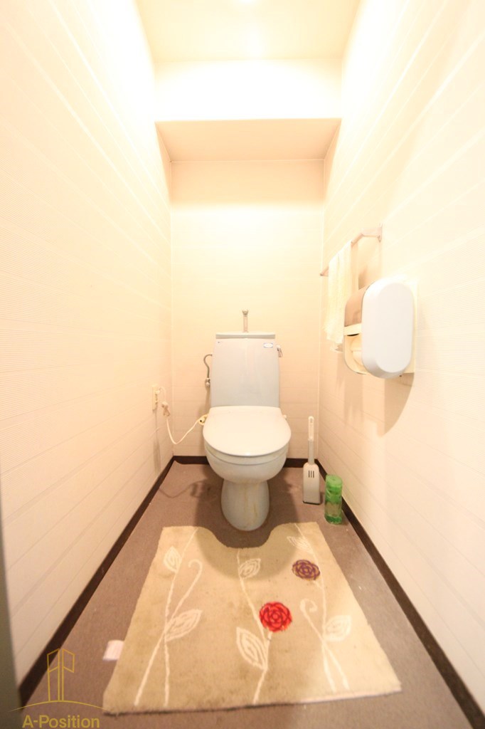 トイレ　エクセル靭