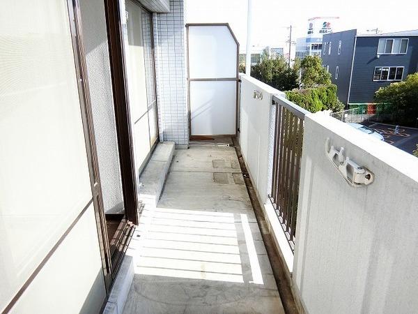 バルコニー　南向きバルコニー！