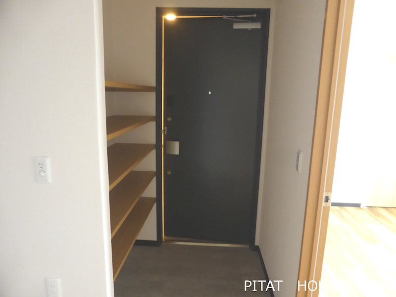 玄関　参考写真１２-E