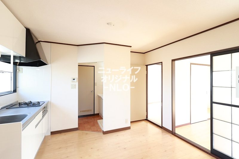 その他　DK6.1帖　ダイニングテーブルを置ける広さもあります☆