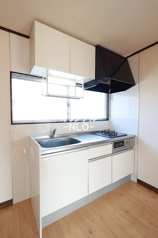 キッチン　お料理の幅が広がるグリル付き2口コンロキッチン☆