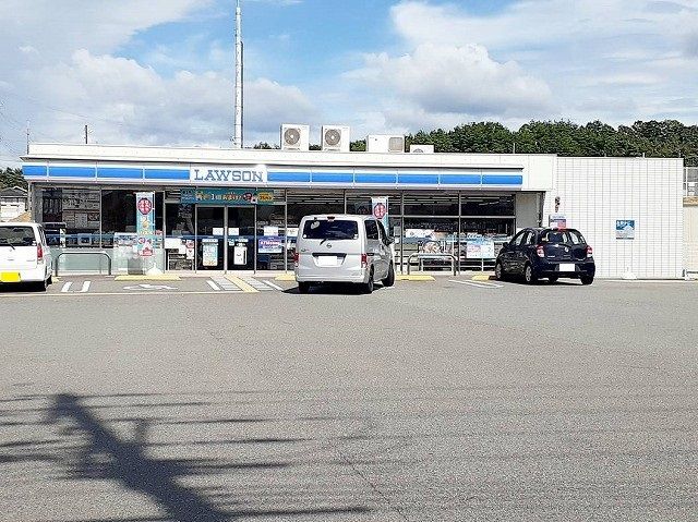 コンビニ　ローソン三木大村店様（コンビニ）まで350m