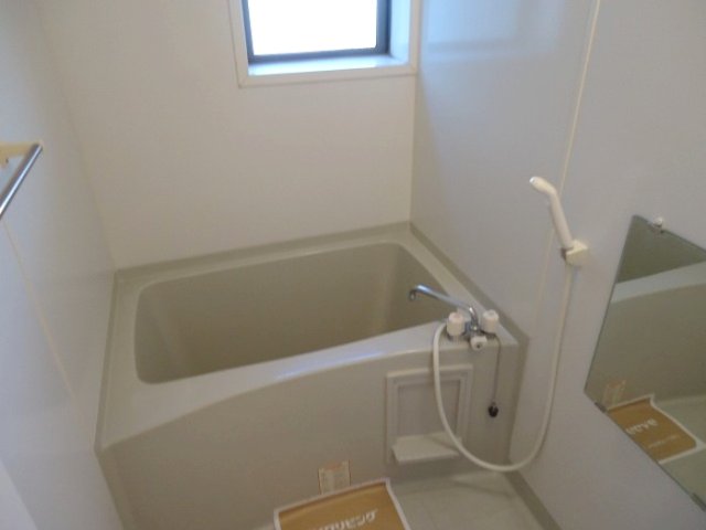 バス・シャワールーム　バス・トイレ別