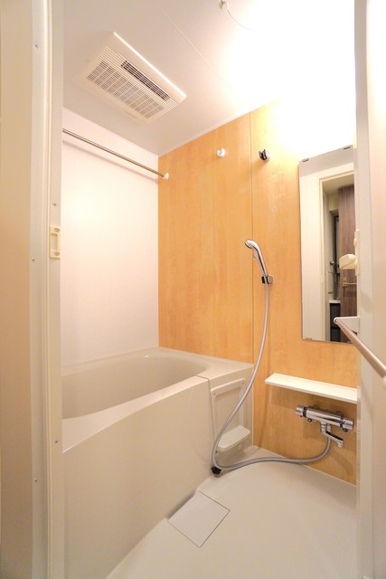 バス・シャワールーム　※写真は同タイプ住戸です。