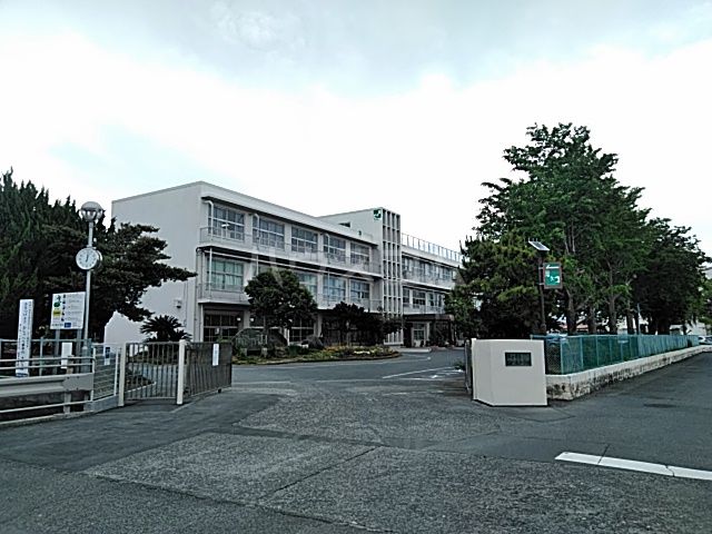 小学校　富士市立田子浦小学校（小学校）まで1114m