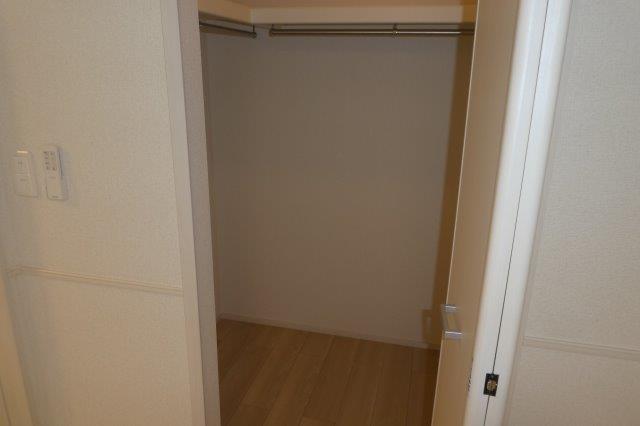 収納　ウォークインクローゼット