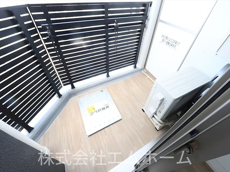 バルコニー　バルコニー