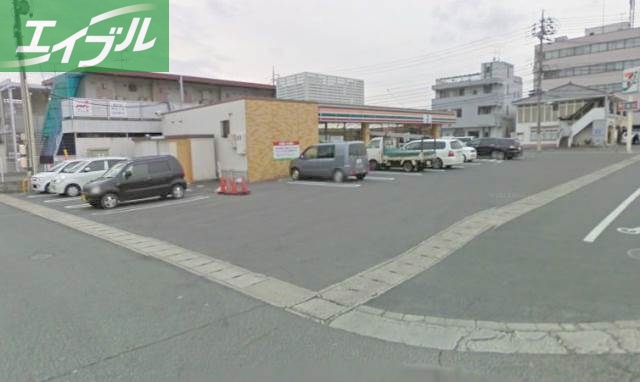 コンビニ　セブンイレブン岡山青江１丁目店（コンビニ）まで328m