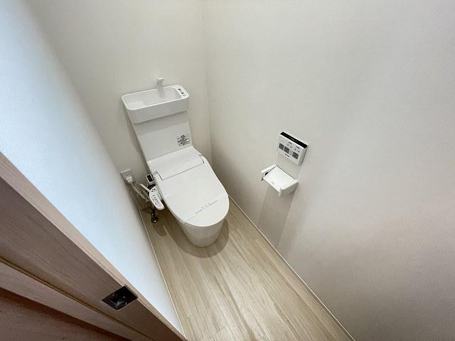 トイレ　トイレ