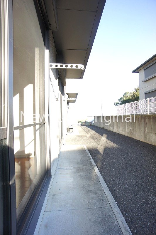 バルコニー　南向きで日当たり良好♪お洗濯物もよく乾きます♪