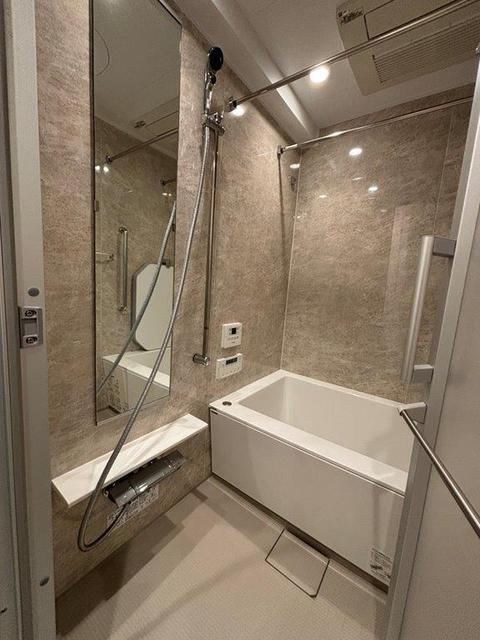 バス・シャワールーム　ミストサウナ・浴室暖房乾燥機付き