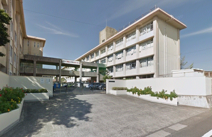 小学校　鹿児島市立桜丘西小学校（小学校）まで732m