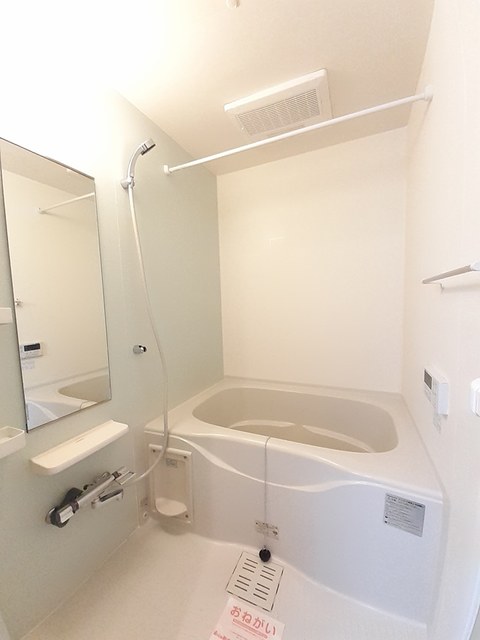 バス・シャワールーム　バス