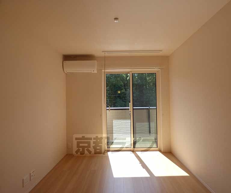 居室・リビング　綺麗な室内です。