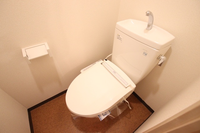 トイレ　別室の参考写真です。※現況優先