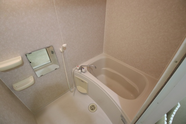 バス・シャワールーム　別室の参考写真です。※現況優先