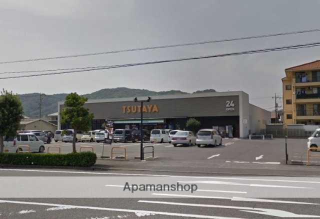 コンビニ　ファミリーマート（コンビニ）まで1043m