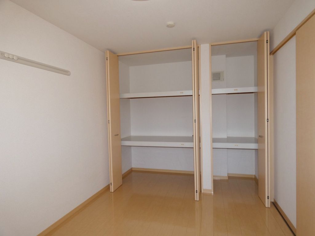 収納　洋室(1)　収納・ハングバー