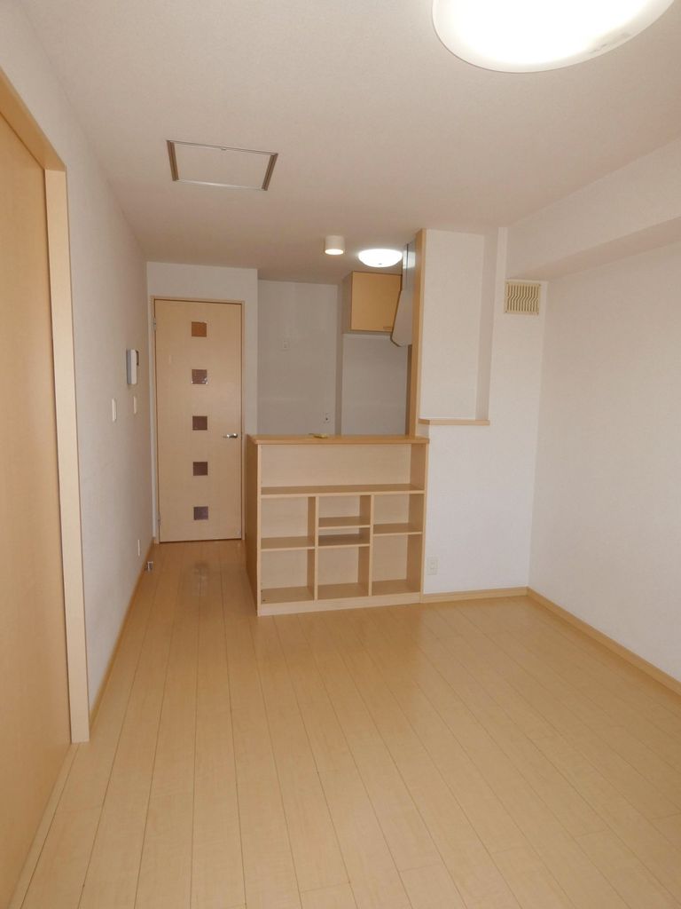 居室・リビング　LDK9.5帖　エアコン付き