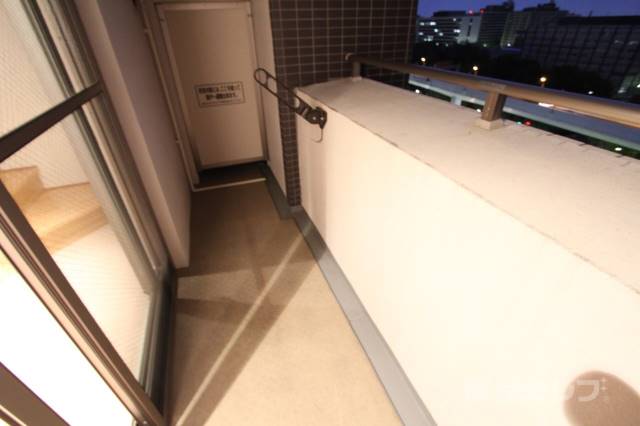 バルコニー　バルコニーも広々です