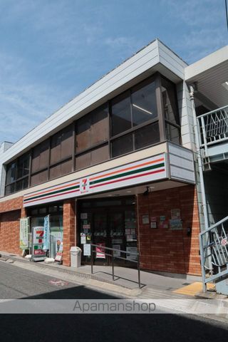 コンビニ　セブンイレブン（コンビニ）まで446m